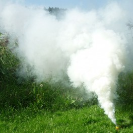 "Dūmius 2" spalvotų dūmų generatorius - baltas