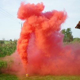 "Dūmius 4" spalvotų dūmų generatorius - raudonas
